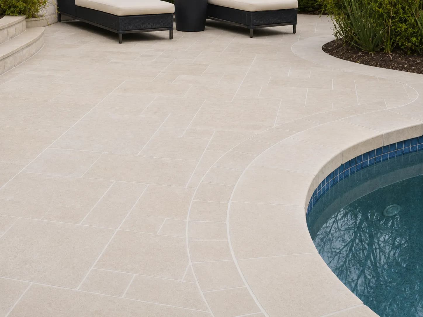 Pressure Washing before and after in Hidden Hills