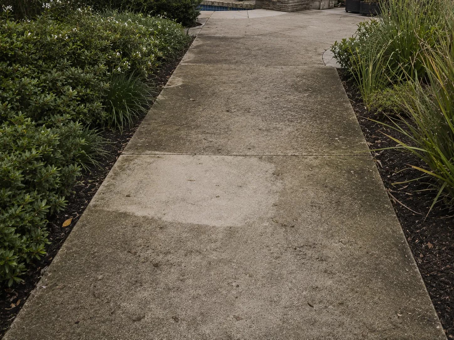 Pressure Washing before and after in Hidden Hills