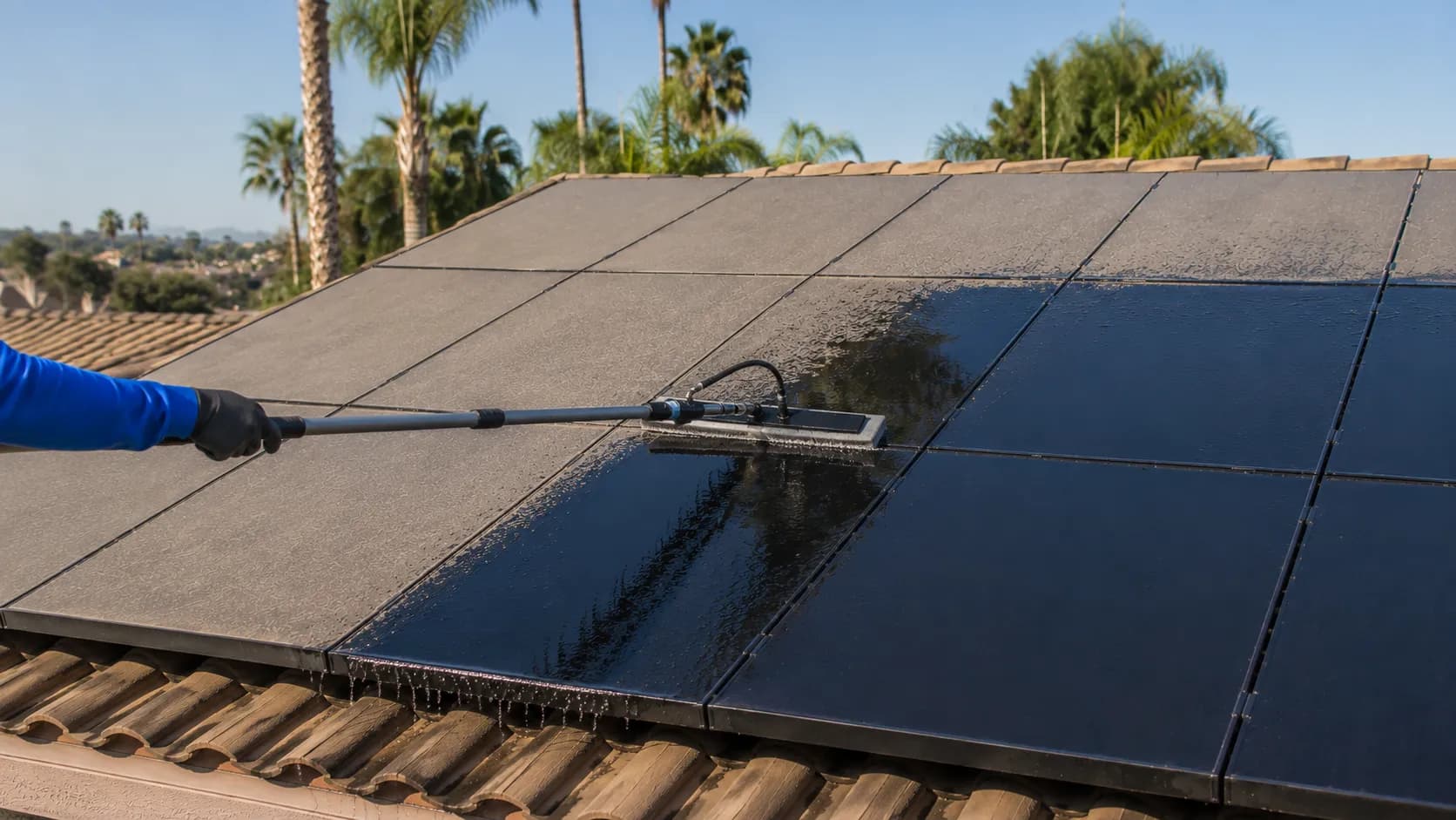 Solar Panel Cleaning in The Oaks